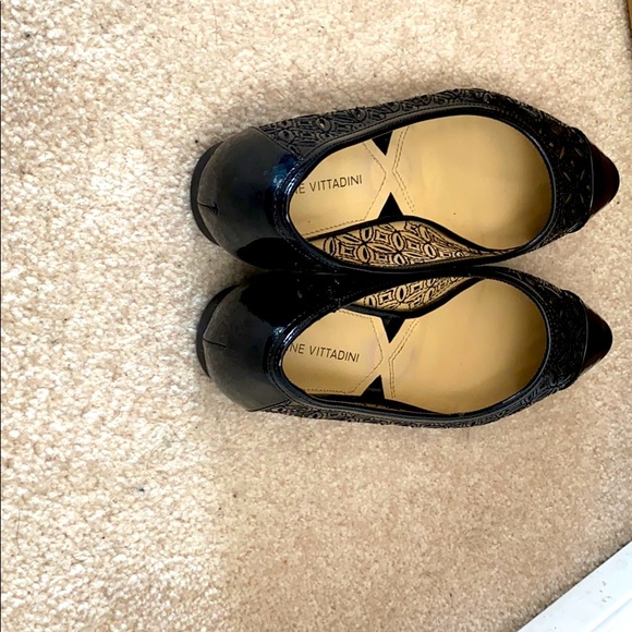 ladies flat sole shoes - Picture 4 of 5